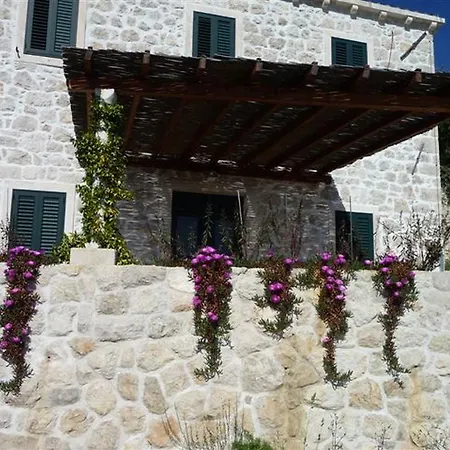 Villa Dia